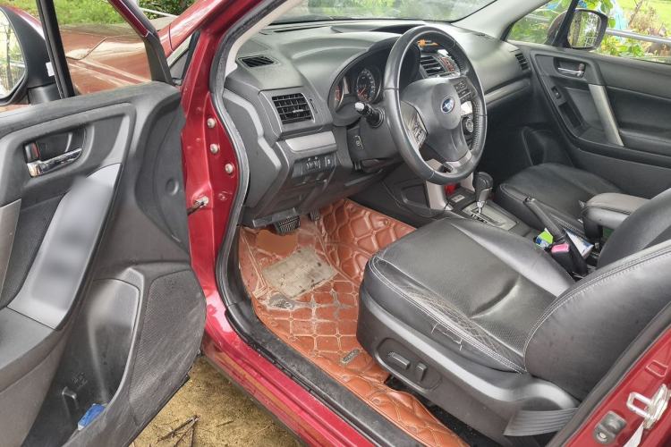 Used Subaru Forester 2014 2.0i Automatic Luxury Edition Driver Seat