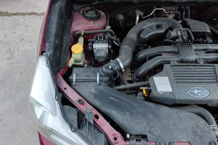 Used Subaru Forester 2014 2.5i Automatic Elite Edition Engine Bay Right