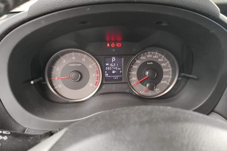 Used Subaru Forester 2014 2.0i Automatic Luxury Edition Instrument Cluster