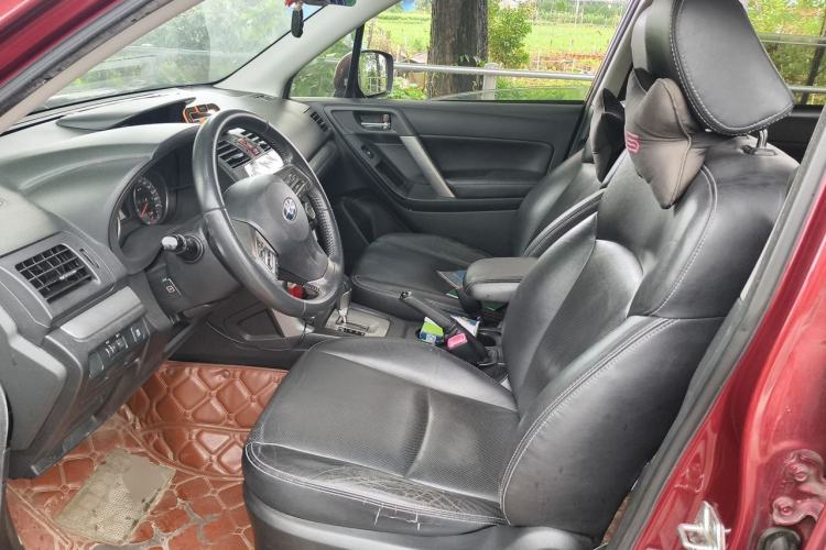 Used Subaru Forester 2014 2.0i Automatic Luxury Edition Left Front Seat