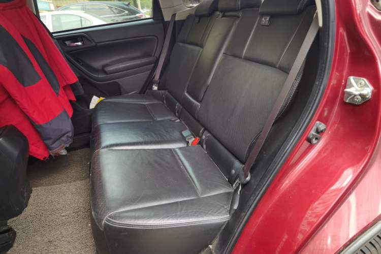 Used Subaru Forester 2014 2.5i Automatic Elite Edition Left Rear Seat
