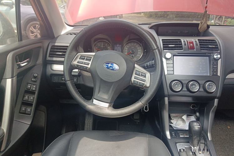 Used Subaru Forester 2014 2.5i Automatic Elite Edition Steering Wheel