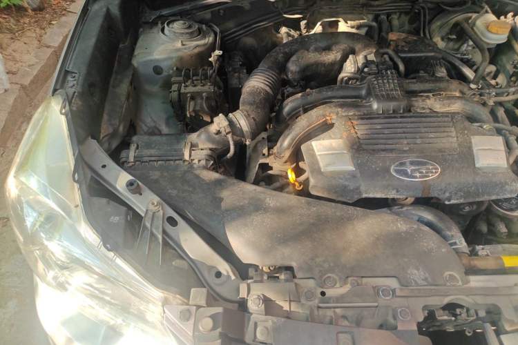 Used Subaru Forester 2014 2.0i Automatic Luxury Edition Engine Bay Right
