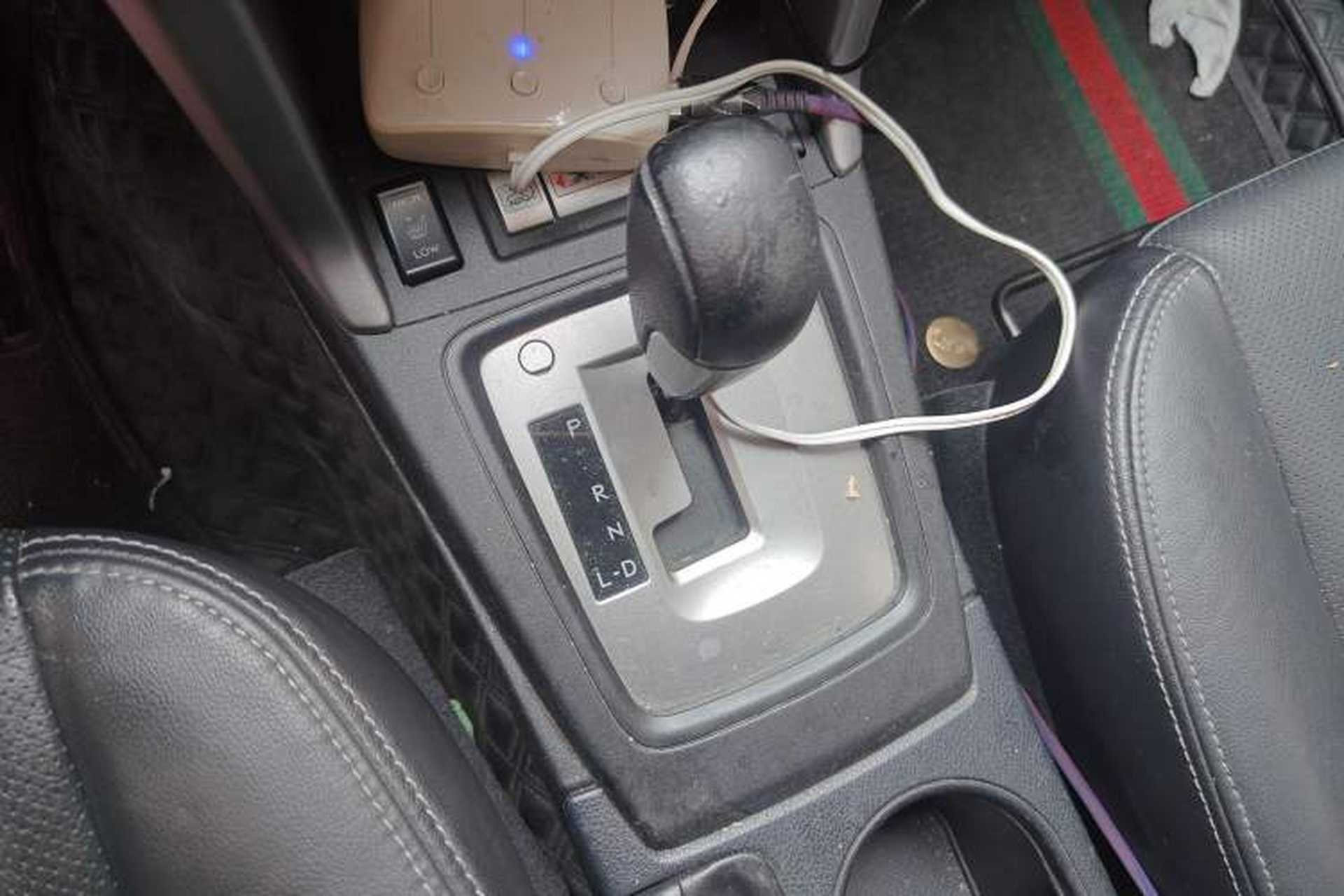 Used Subaru Forester 2014 2.0i Automatic Luxury Edition Gear Lever
