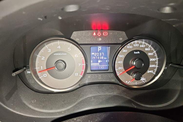 Used Subaru Forester 2014 2.0i Automatic Luxury Edition Instrument Cluster