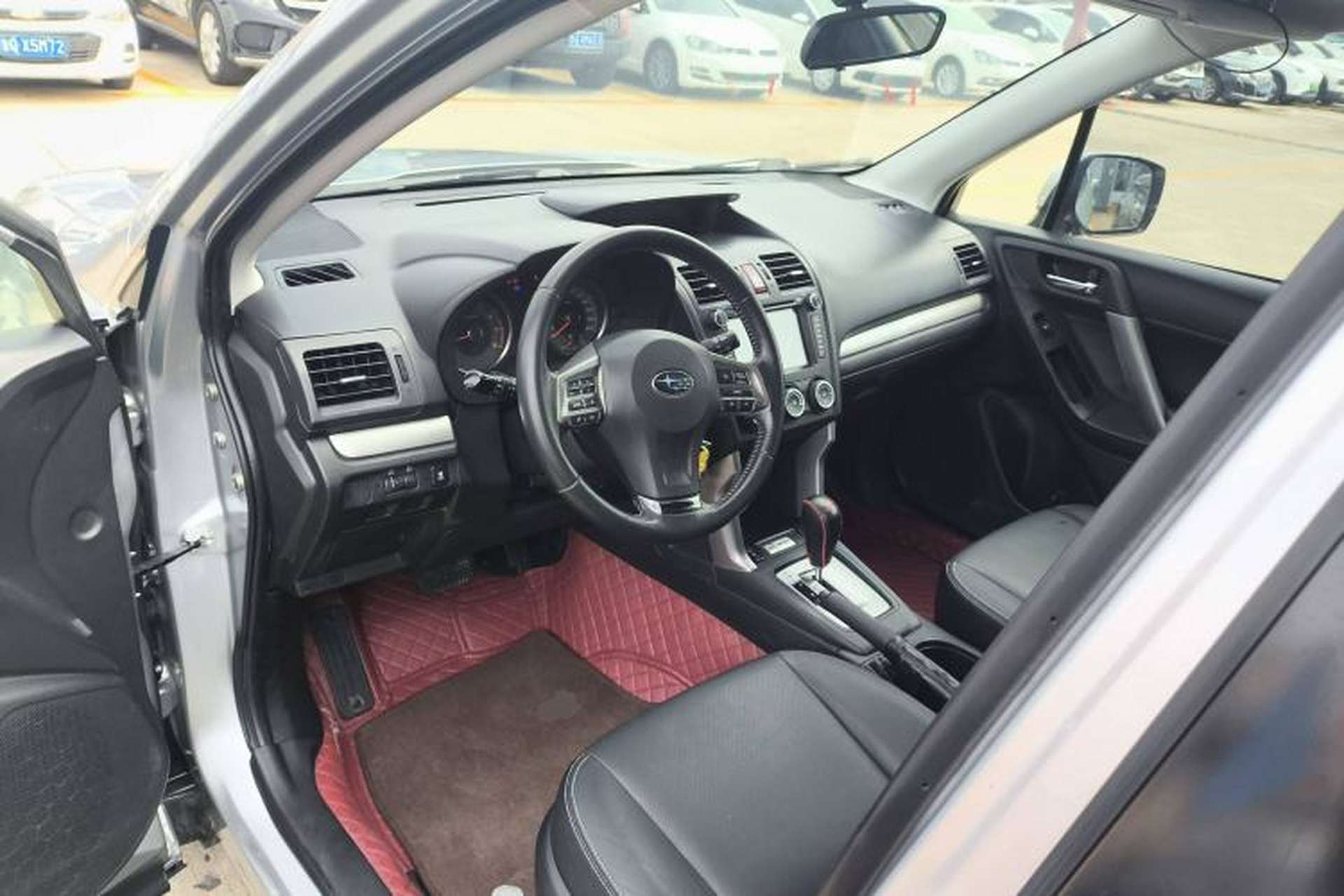 Used Subaru Forester 2014 2.5i Automatic Elite Edition Interior 3