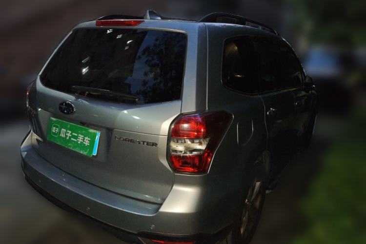 Used Subaru Forester 2014 2.0i Automatic Luxury Edition Rear Right 45 Deg