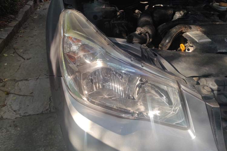 Used Subaru Forester 2014 2.0i Automatic Luxury Edition Right Front Headlight