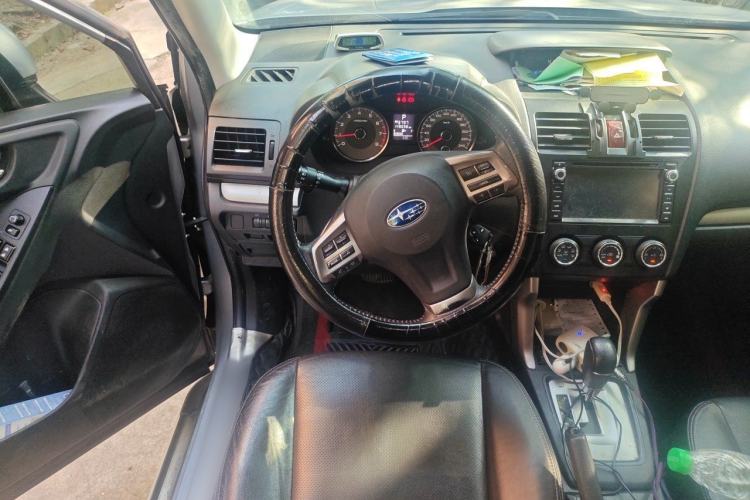Used Subaru Forester 2014 2.0i Automatic Luxury Edition Steering Wheel