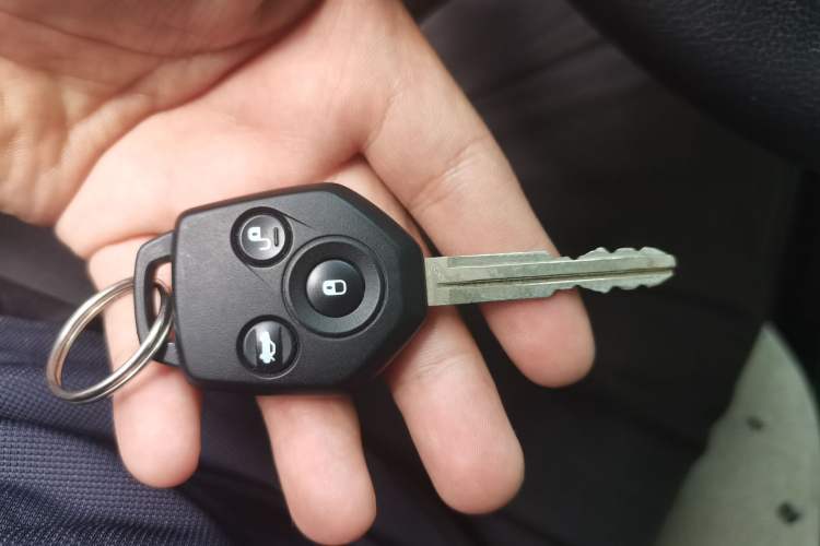 Used Subaru Forester 2014 2.5i Automatic Elite Edition Vehicle Key