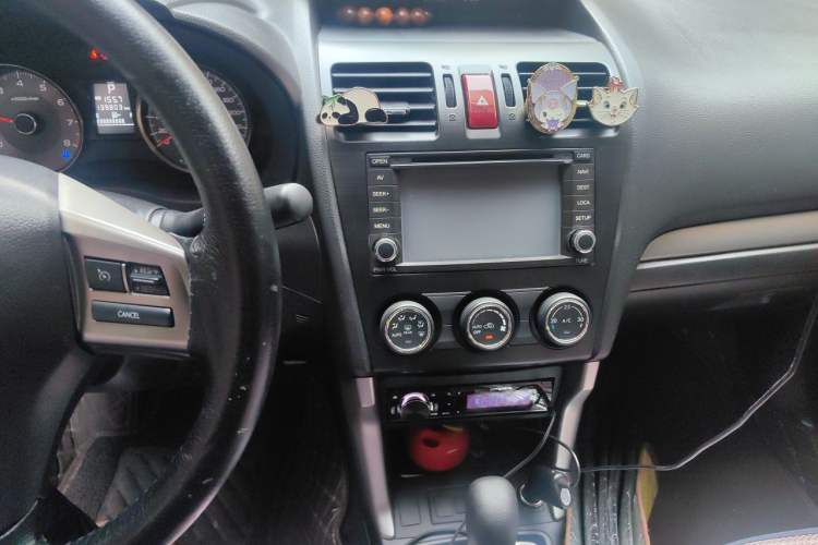 Used Subaru Forester 2014 2.0i Automatic Comfort Edition Audio And AC Panel