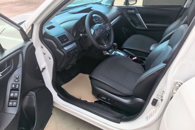 Used Subaru Forester 2014 2.0i Automatic Luxury Edition Driver Seat