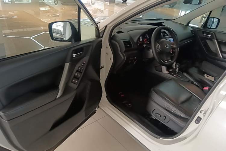 Used Subaru Forester 2014 2.5i Automatic Elite Edition Driver Seat