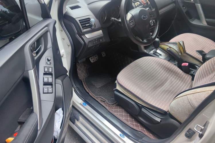Used Subaru Forester 2014 2.0i Automatic Comfort Edition Driver Seat