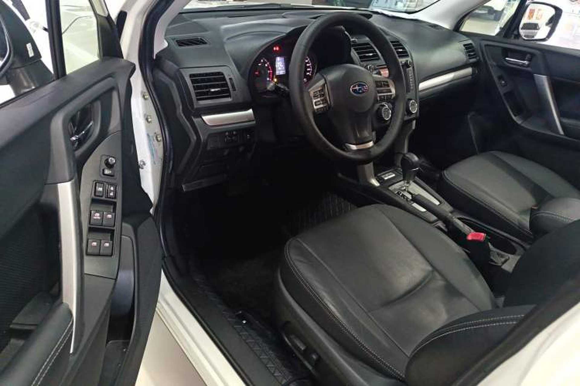 Used Subaru Forester 2014 2.0i Automatic Luxury Edition Driver Seat