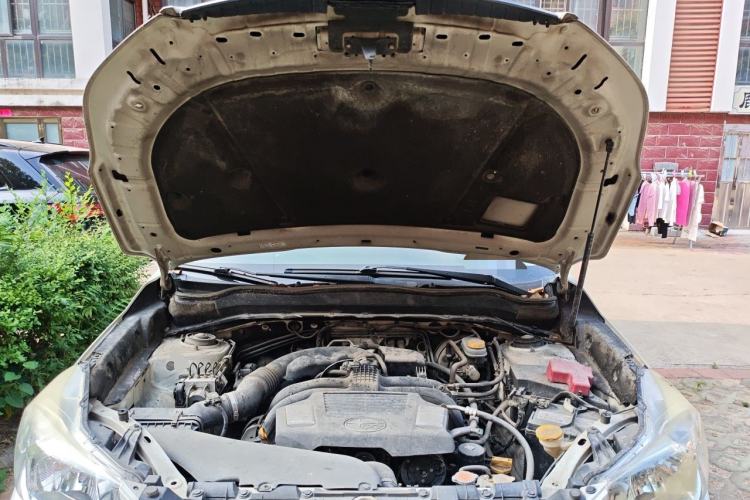 Used Subaru Forester 2014 2.0i Automatic Luxury Edition Engine Bay