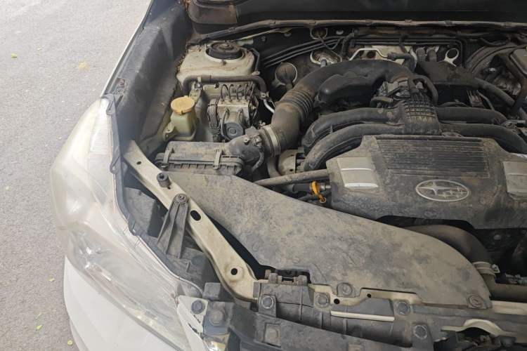 Used Subaru Forester 2014 2.5i Automatic Elite Edition Engine Bay Right
