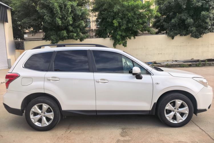 Used Subaru Forester 2014 2.0i Automatic Luxury Edition Exterior 1