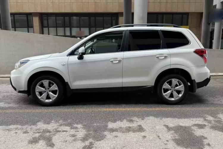 Used Subaru Forester 2014 2.5i Automatic Elite Edition Exterior 3