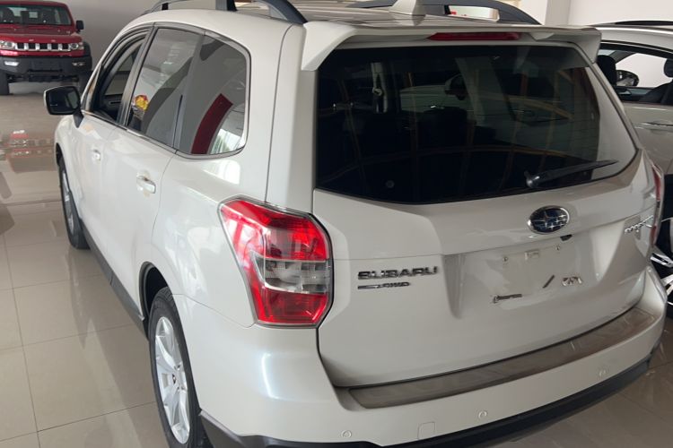 Used Subaru Forester 2014 2.0i Automatic Luxury Edition Exterior 5