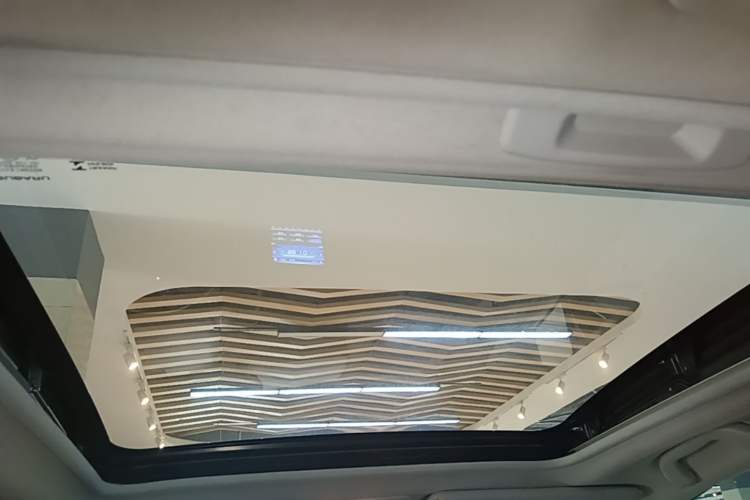 Used Subaru Forester 2014 2.5i Automatic Elite Edition Headliner