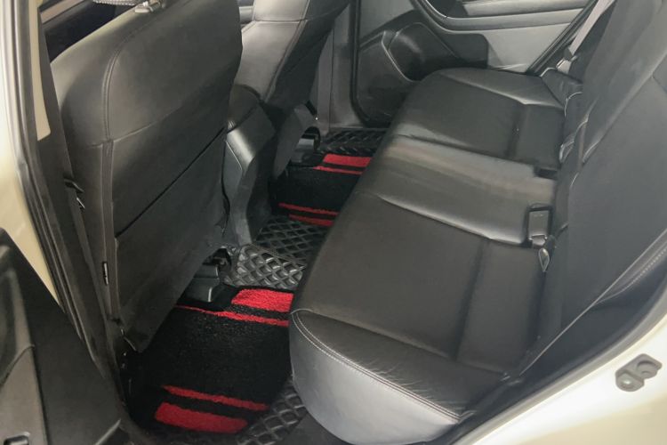Used Subaru Forester 2014 2.0i Automatic Luxury Edition Interior 1