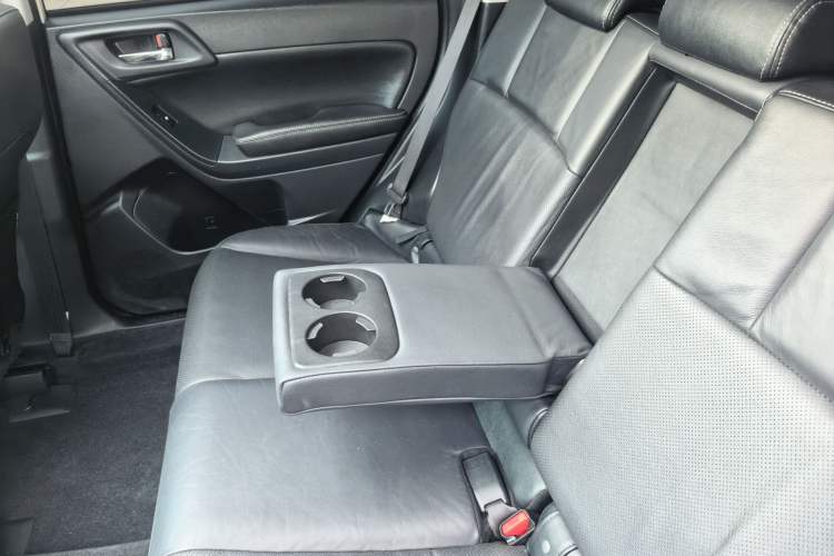 Used Subaru Forester 2014 2.0i Automatic Luxury Edition Interior 1