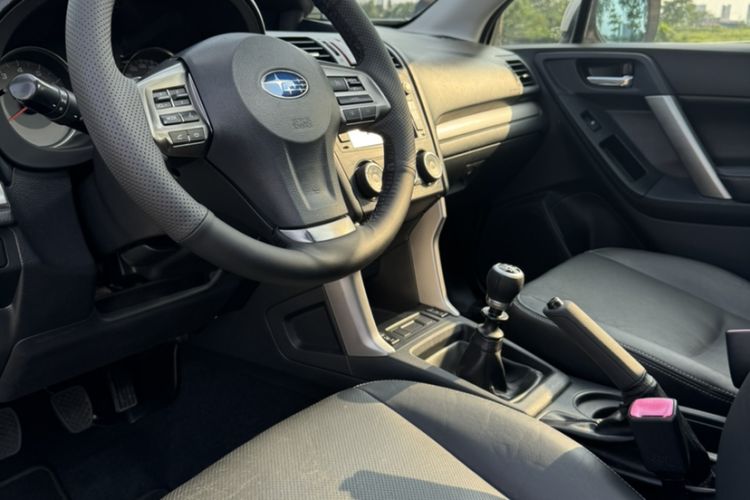 Used Subaru Forester 2014 2.0i Manual Luxury Edition Interior 1