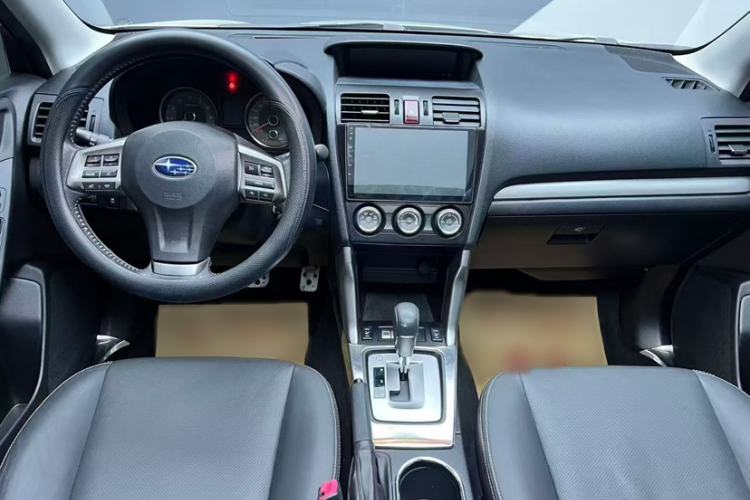 Used Subaru Forester 2014 2.0i Automatic Luxury Edition Interior 1