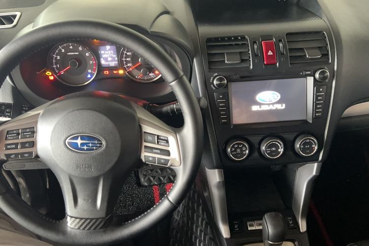 Used Subaru Forester 2014 2.0i Automatic Luxury Edition Interior 3