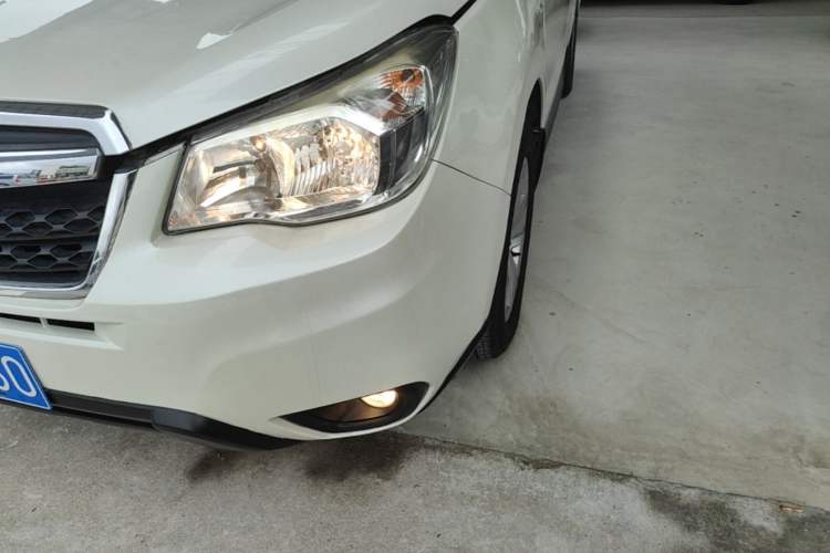 Used Subaru Forester 2014 2.5i Automatic Elite Edition Left Front Headlight
