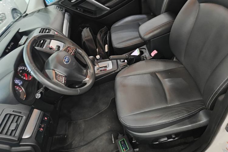 Used Subaru Forester 2014 2.0i Automatic Luxury Edition Left Front Seat