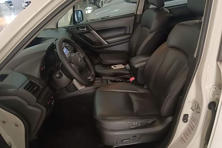 Used Subaru Forester 2014 2.5i Automatic Elite Edition Left Front Seat