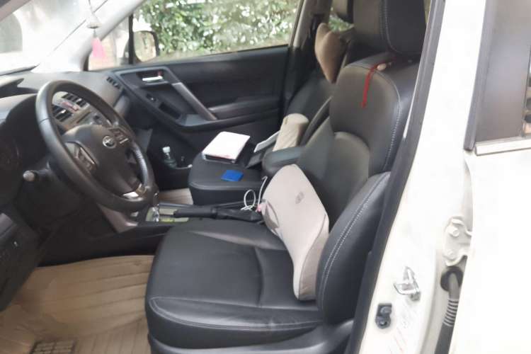 Used Subaru Forester 2014 2.0i Automatic Luxury Edition Left Front Seat