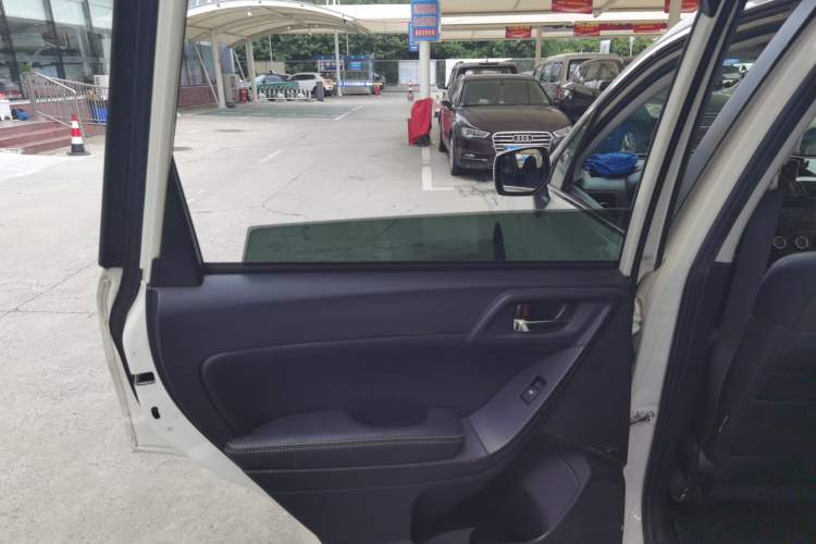 Used Subaru Forester 2014 2.5i Automatic Elite Edition Left Rear Door Interior