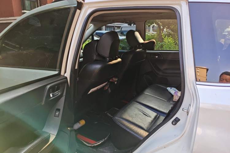 Used Subaru Forester 2014 2.0i Automatic Luxury Edition Left Rear Seat