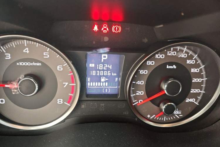 Used Subaru Forester 2014 2.0i Automatic Luxury Edition Odometer Close Up