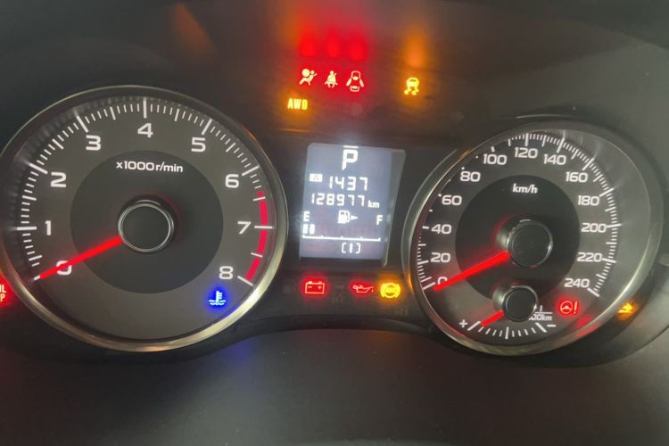 Used Subaru Forester 2014 2.0i Automatic Luxury Edition Odometer Close Up
