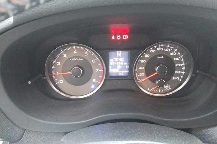 Used Subaru Forester 2014 2.0i Automatic Luxury Edition Odometer Close Up