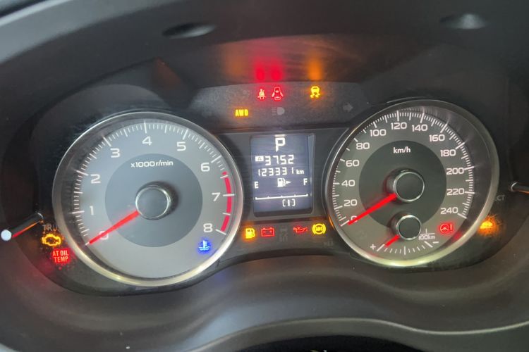 Used Subaru Forester 2014 2.0i Automatic Luxury Edition Odometer Close Up