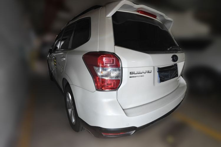 Used Subaru Forester 2014 2.0i Automatic Luxury Edition Rear Left 45 Deg