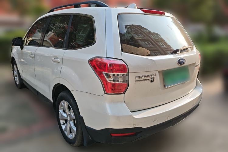 Used Subaru Forester 2014 2.0i Automatic Luxury Edition Rear Left 45 Deg