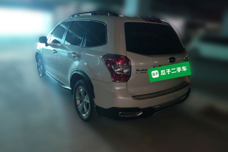 Used Subaru Forester 2014 2.0i Automatic Luxury Edition Rear Left 45 Deg
