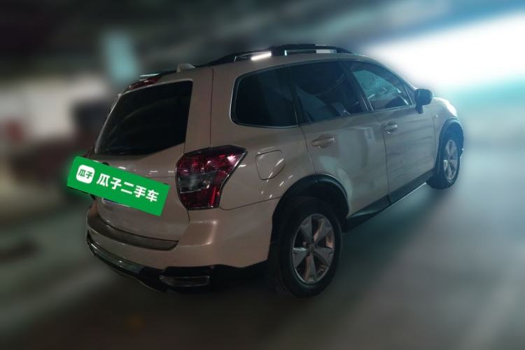 Used Subaru Forester 2014 2.0i Automatic Luxury Edition Rear Right 45 Deg