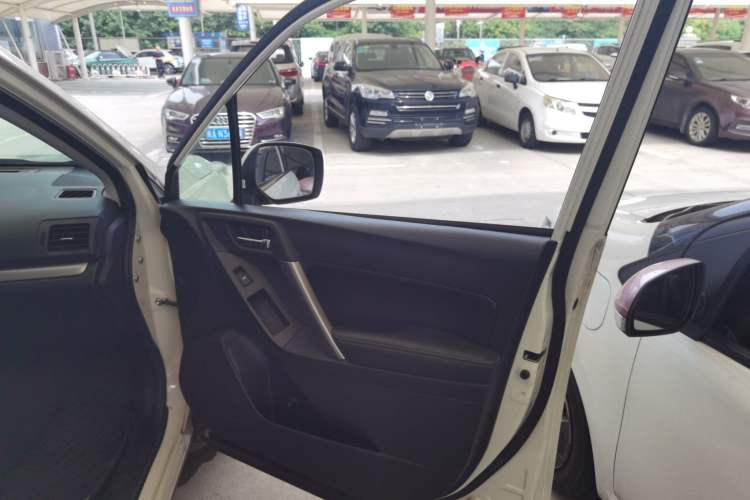 Used Subaru Forester 2014 2.5i Automatic Elite Edition Right Front Door Interior