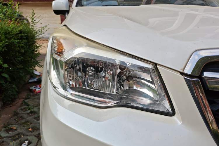 Used Subaru Forester 2014 2.0i Automatic Luxury Edition Right Front Headlight