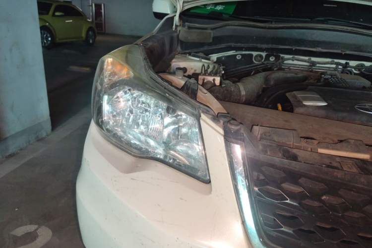 Used Subaru Forester 2014 2.0i Automatic Luxury Edition Right Front Headlight