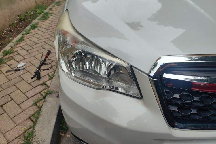 Used Subaru Forester 2014 2.0i Automatic Comfort Edition Right Front Headlight