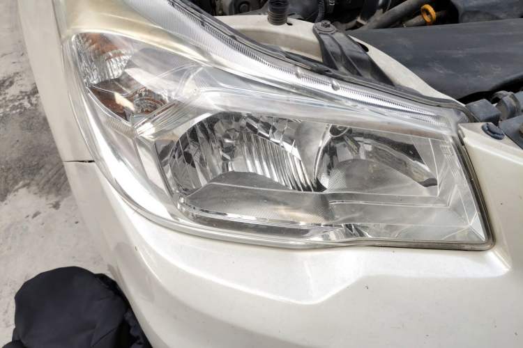 Used Subaru Forester 2014 2.5i Automatic Elite Edition Right Front Headlight