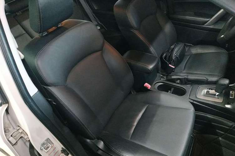 Used Subaru Forester 2014 2.0i Automatic Luxury Edition Right Front Seat